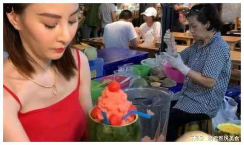 大妈吃烂瓜视频,一场意外引发的美食奇遇