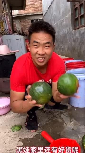 新兴小伙吃瓜,揭秘网络吃瓜文化的魅力与争议