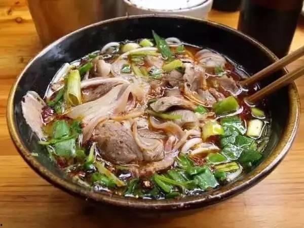 青梅羊肉粉吃瓜
